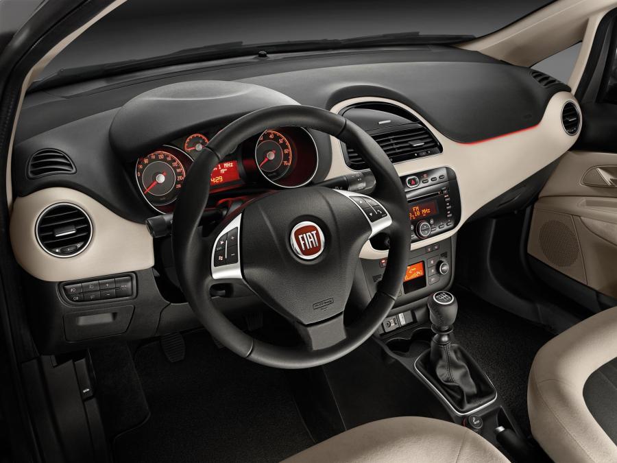  Fiat Linea 2012 года  (фото 4 из 12)